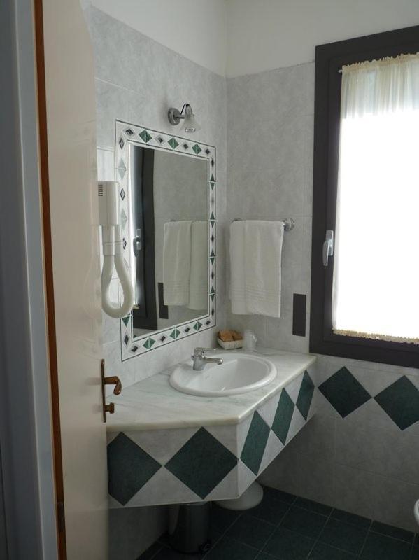 Hotel Gambrinus Lido di Jesolo Dış mekan fotoğraf
