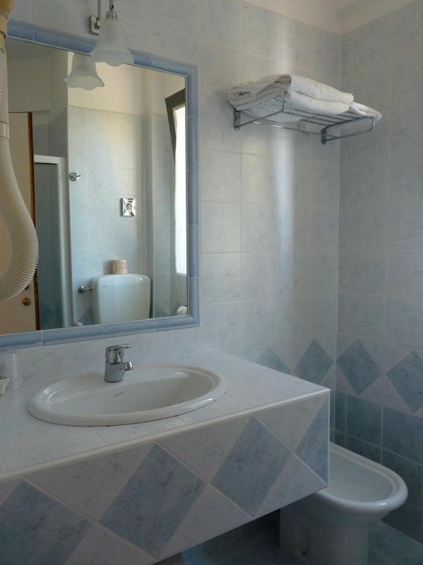 Hotel Gambrinus Lido di Jesolo Dış mekan fotoğraf