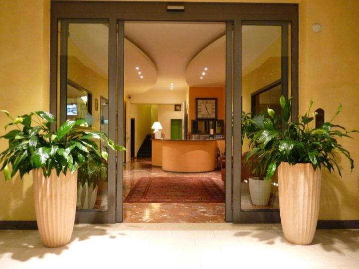 Hotel Gambrinus Lido di Jesolo Dış mekan fotoğraf