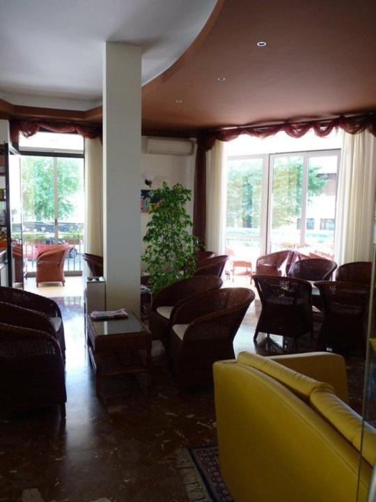 Hotel Gambrinus Lido di Jesolo Dış mekan fotoğraf