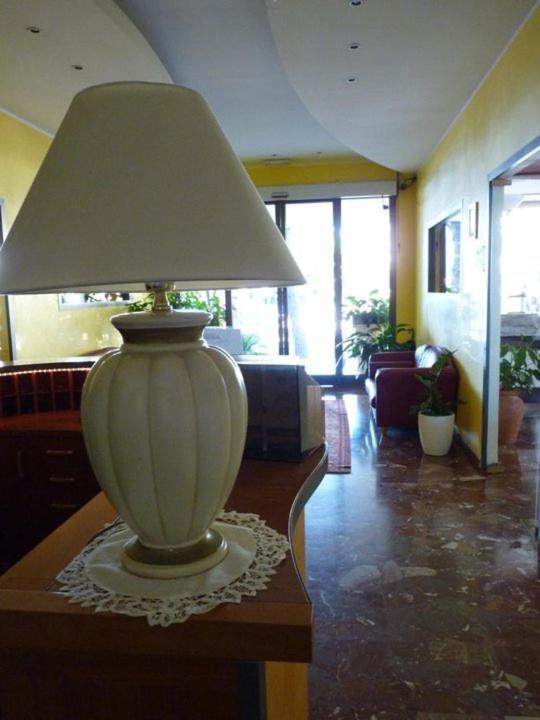 Hotel Gambrinus Lido di Jesolo Dış mekan fotoğraf